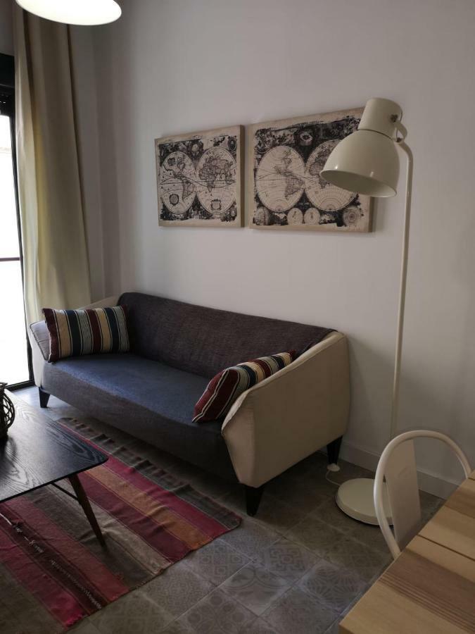 Jinetes 16 Apartment Малага Екстериор снимка